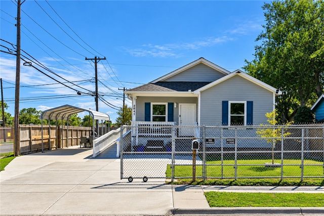 2041 Yale St, Corpus Christi, TX 78416