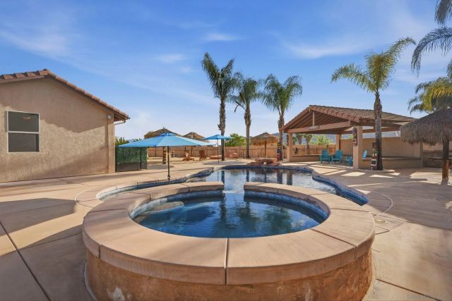 23632 Gymkhana Rd, Ramona, CA 92065