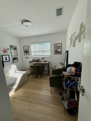 6801 20TH STREET N, St Petersburg, FL 33702