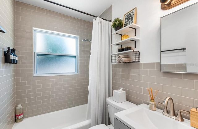 6801 20TH STREET N, St Petersburg, FL 33702