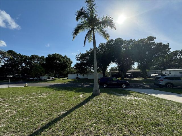 6801 20TH STREET N, St Petersburg, FL 33702