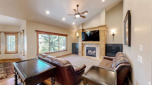 551 E SUNFLOWER LN, Salem, UT 84653