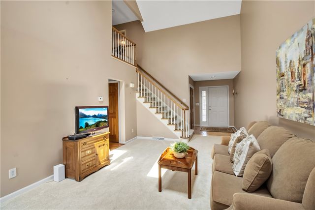 20 Pinegrove Court, Hamburg, NY 14075