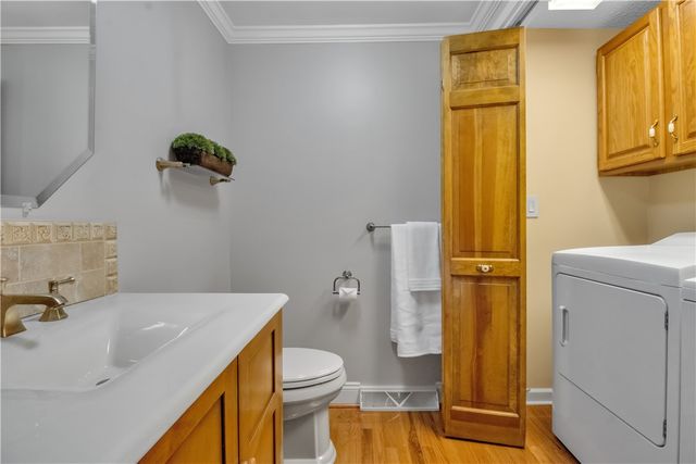 20 Pinegrove Court, Hamburg, NY 14075