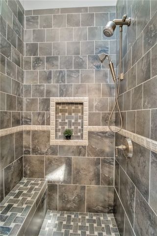 20 Pinegrove Court, Hamburg, NY 14075