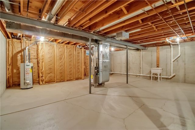 20 Pinegrove Court, Hamburg, NY 14075