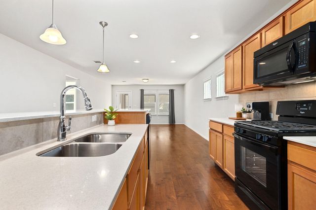 225 Hobby ST, Georgetown, TX 78633