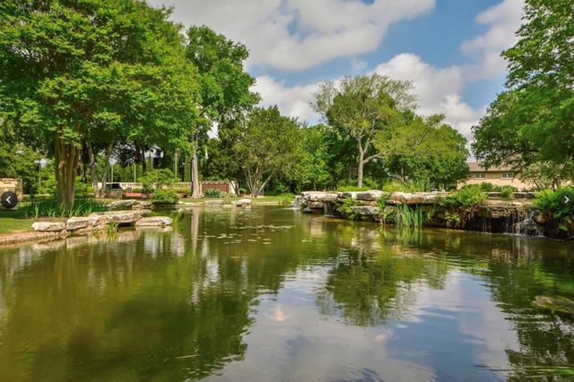 225 Hobby ST, Georgetown, TX 78633