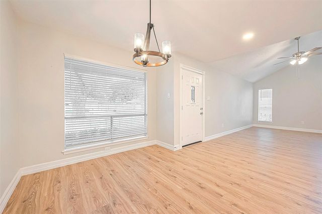 2446 Long Reach Drive, Sugar Land, TX 77478