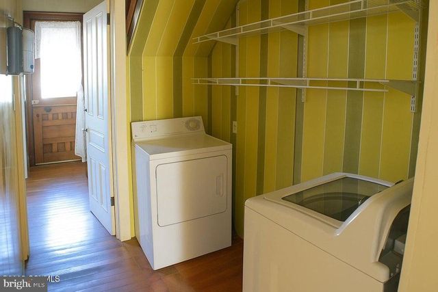 1103 MARKET ST, Sunbury, PA 17801