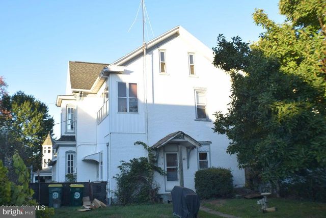 1103 MARKET ST, Sunbury, PA 17801