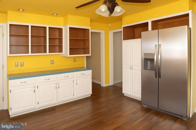 1103 MARKET ST, Sunbury, PA 17801