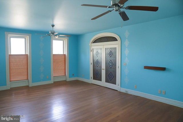 1103 MARKET ST, Sunbury, PA 17801