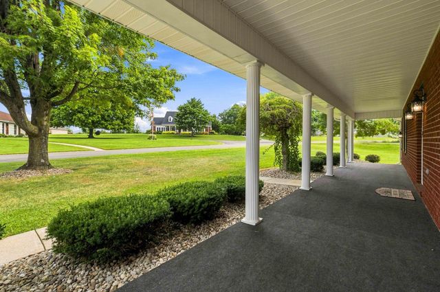 500 Natures Pointe Drive, Somerset, KY 42503