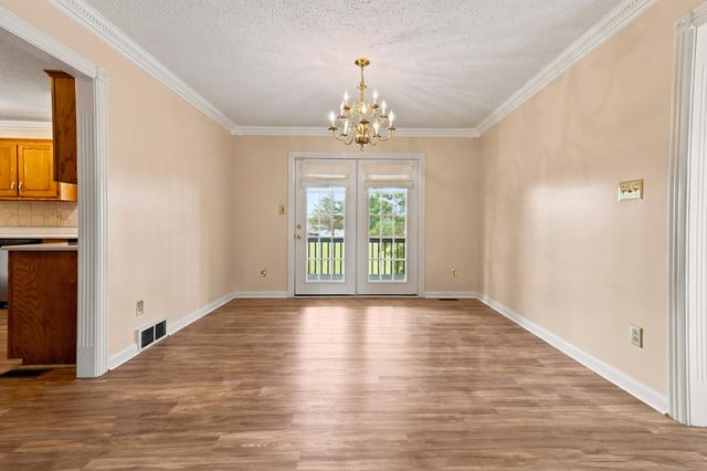 500 Natures Pointe Drive, Somerset, KY 42503