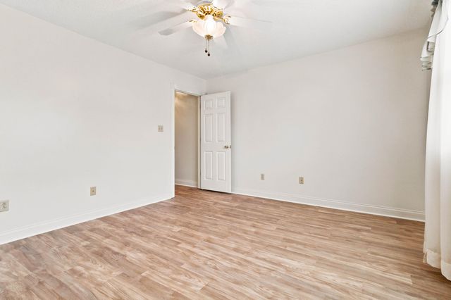 500 Natures Pointe Drive, Somerset, KY 42503