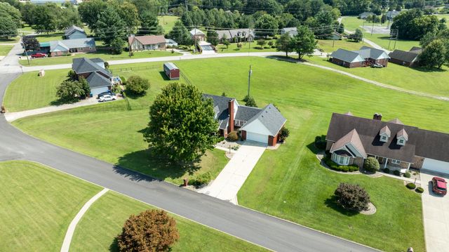 500 Natures Pointe Drive, Somerset, KY 42503