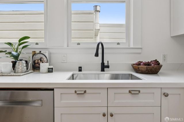515 Pierce Street 3, San Francisco, CA 94117
