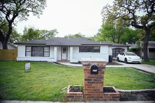 4862 Dunlap Drive, Fort Worth, TX 76119