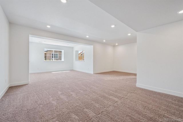 25020 E 42nd Avenue, Aurora, CO 80019