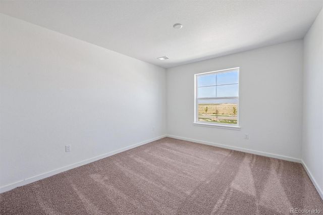 25020 E 42nd Avenue, Aurora, CO 80019