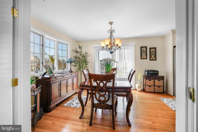 14 WHITEKIRK DR, Wilmington, DE 19808