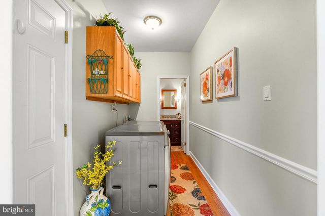 14 WHITEKIRK DR, Wilmington, DE 19808