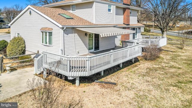 14 WHITEKIRK DR, Wilmington, DE 19808