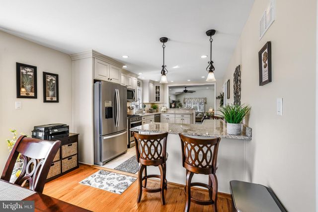 14 WHITEKIRK DR, Wilmington, DE 19808