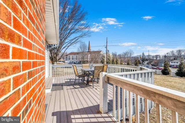 14 WHITEKIRK DR, Wilmington, DE 19808