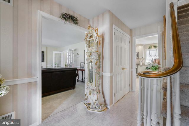 14 WHITEKIRK DR, Wilmington, DE 19808