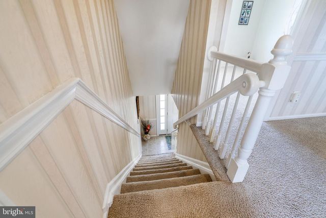 14 WHITEKIRK DR, Wilmington, DE 19808