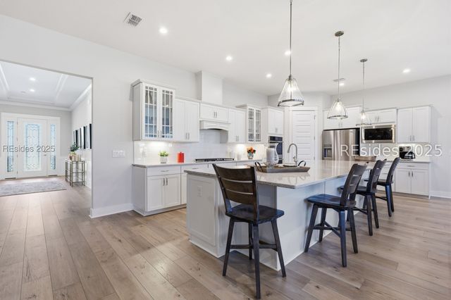 28 Honeycup Rd, Bluffton, SC 29909