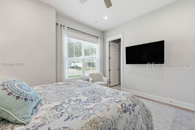 28 Honeycup Rd, Bluffton, SC 29909