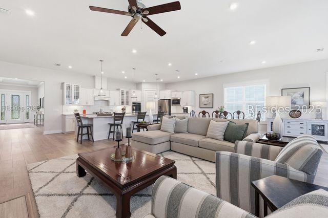 28 Honeycup Rd, Bluffton, SC 29909