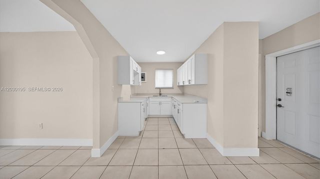900 Superior St, Opa-locka, FL 33054