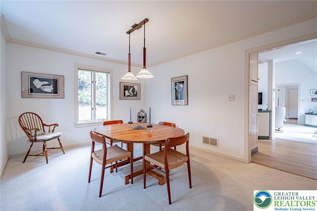 2475 Houghton Lean, Lower Macungie Twp, PA 18062