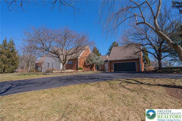 2475 Houghton Lean, Lower Macungie Twp, PA 18062