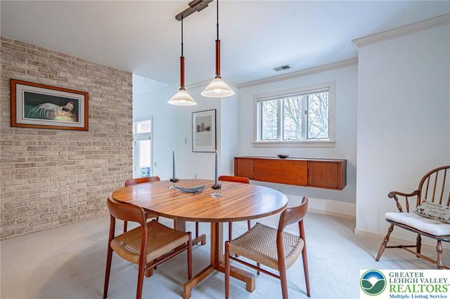 2475 Houghton Lean, Lower Macungie Twp, PA 18062