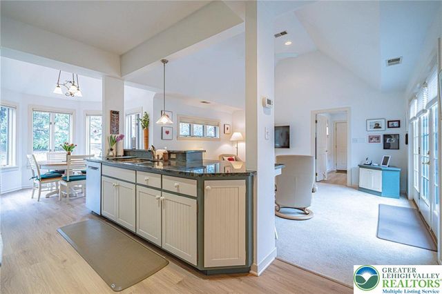 2475 Houghton Lean, Lower Macungie Twp, PA 18062