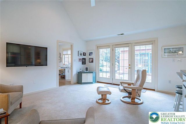 2475 Houghton Lean, Lower Macungie Twp, PA 18062