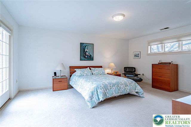 2475 Houghton Lean, Lower Macungie Twp, PA 18062