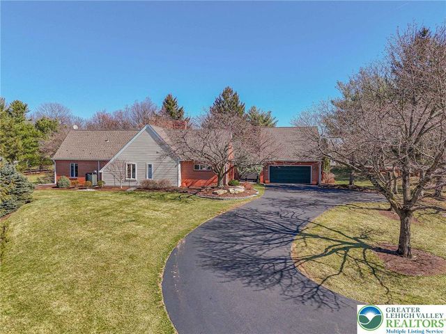 2475 Houghton Lean, Lower Macungie Twp, PA 18062