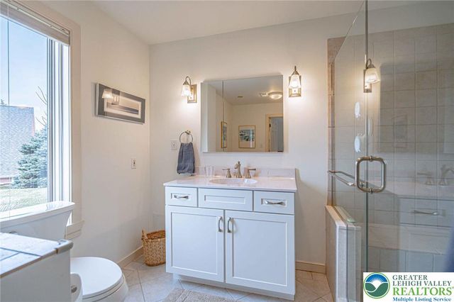 2475 Houghton Lean, Lower Macungie Twp, PA 18062