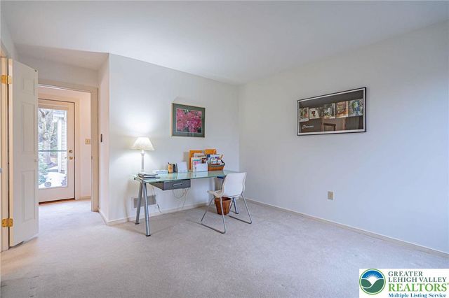 2475 Houghton Lean, Lower Macungie Twp, PA 18062