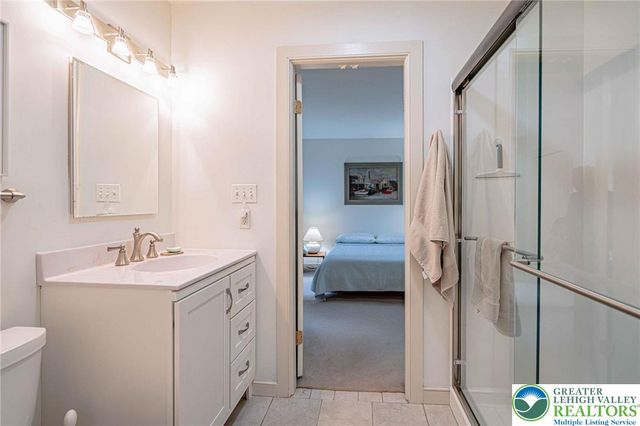 2475 Houghton Lean, Lower Macungie Twp, PA 18062