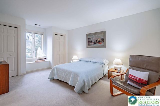 2475 Houghton Lean, Lower Macungie Twp, PA 18062