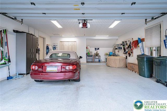 2475 Houghton Lean, Lower Macungie Twp, PA 18062