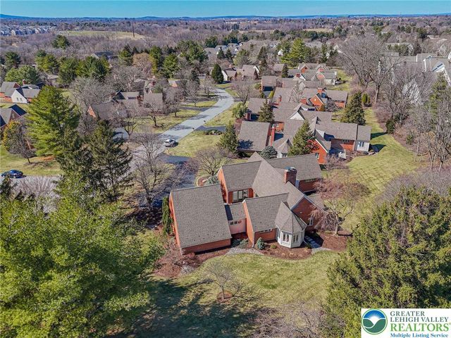 2475 Houghton Lean, Lower Macungie Twp, PA 18062