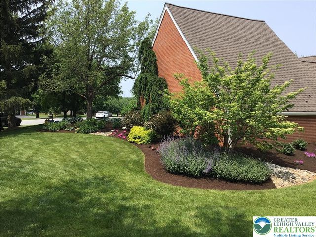 2475 Houghton Lean, Lower Macungie Twp, PA 18062